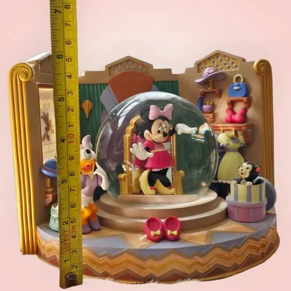 Vintage Disney Minnie's bou-tique With Minnie & Daisy Snowglobe Rare - Picture 15 of 16